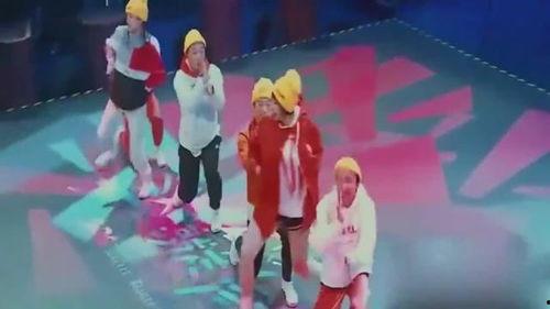 团体搞笑表演的节目,团体搞笑表演盛宴